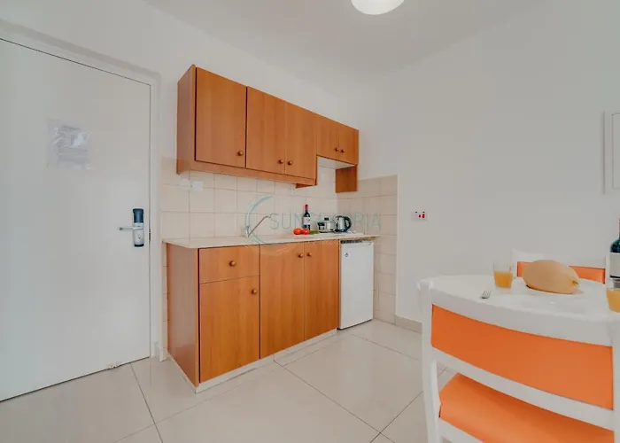 Apartamento Christos Napa Self Serviced *