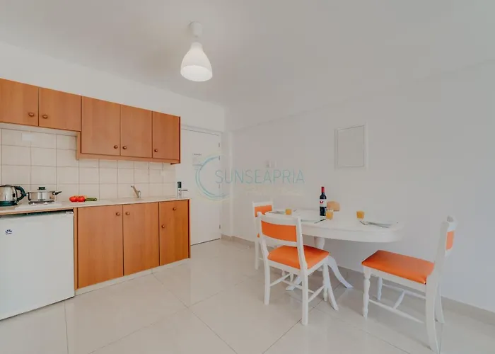 Apartamento Christos Napa Self Serviced