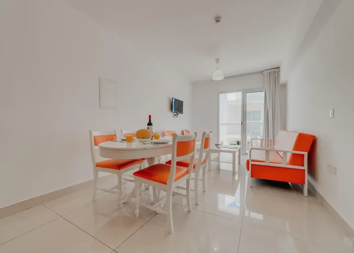 Christos Napa Self Serviced Apartamento