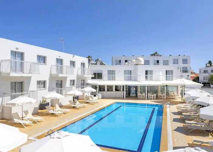 Christos Napa Self Serviced Apartamento