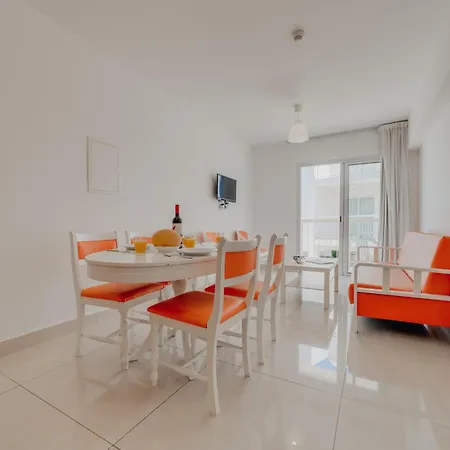 Christos Napa Apartament