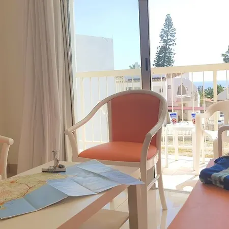 Christos Napa Apartament *