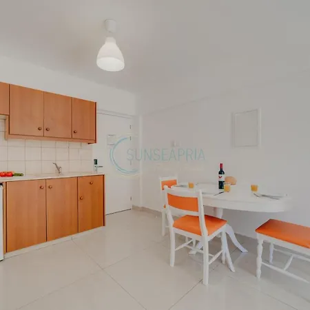 Apartament Christos Napa