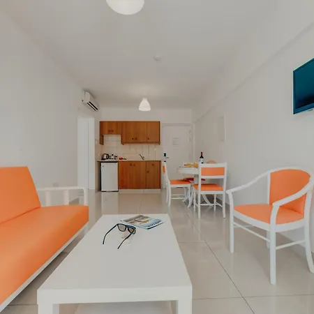 Apartament Christos Napa *